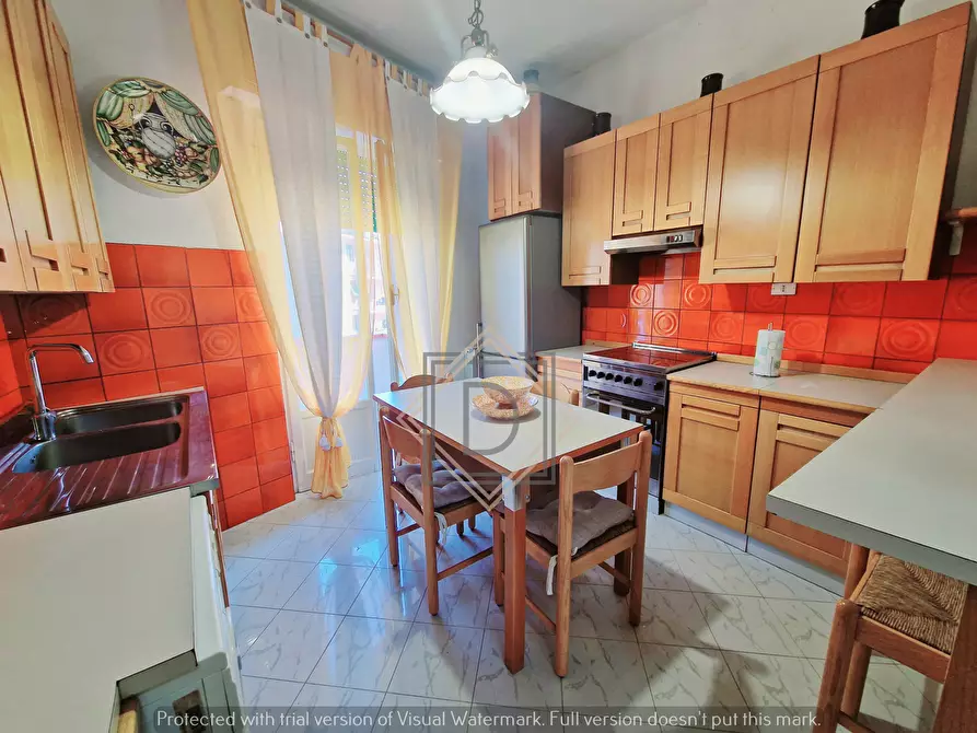 Immagine 7 di Quadrilocale in vendita  a Sarzana