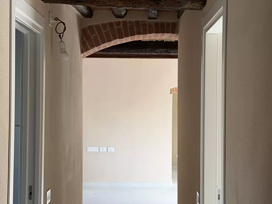 Immagine 10 di Quadrilocale in vendita  a Sarzana