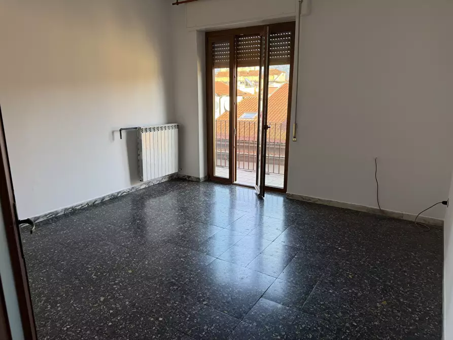 Immagine 1 di Quadrilocale in vendita  a Sarzana