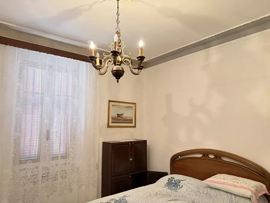 Immagine 21 di Casa indipendente in vendita  a Sarzana