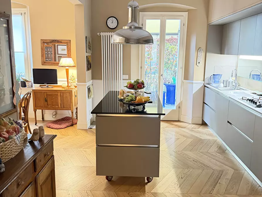 Immagine 6 di Appartamento in affitto  in Piazza Vittorio Veneto a Sarzana