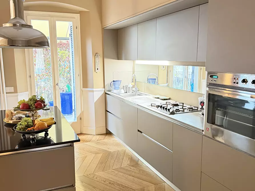 Immagine 8 di Appartamento in affitto  in Piazza Vittorio Veneto a Sarzana