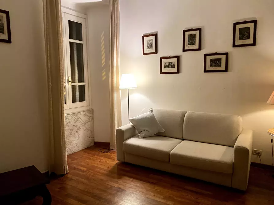 Immagine 30 di Trilocale in affitto  a Sarzana