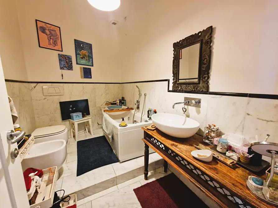 Immagine 16 di Quadrilocale in vendita  a Sarzana