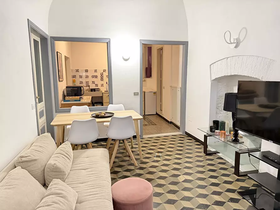 Immagine 1 di Trilocale in vendita  in Piazza Luni a Sarzana