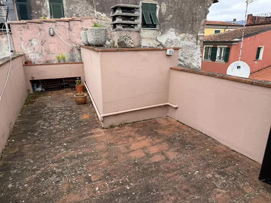 Immagine 39 di Appartamento in affitto  in Via Domenico Fiasella a Sarzana