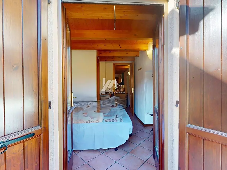 Immagine 9 di Bilocale in vendita  in Via dell'Albera a Gardone Riviera