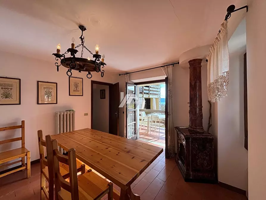 Immagine 6 di Trilocale in vendita  in via bezzuglio 3 a Toscolano-Maderno