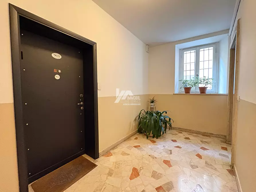 Immagine 10 di Bilocale in vendita  in Contrada delle Bassiche 17 a Brescia