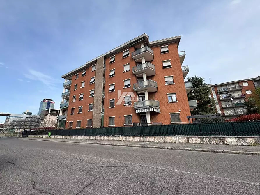 Immagine 1 di Quadrilocale in vendita  in Via Antonio Bianchi a Brescia