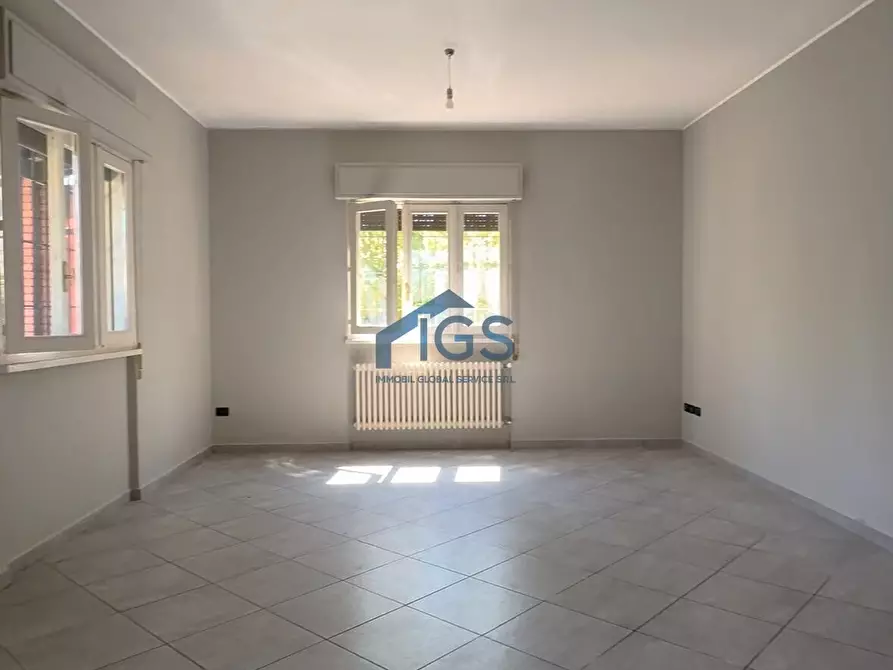 Immagine 10 di Villa in vendita  in Via Perugia a Brescia