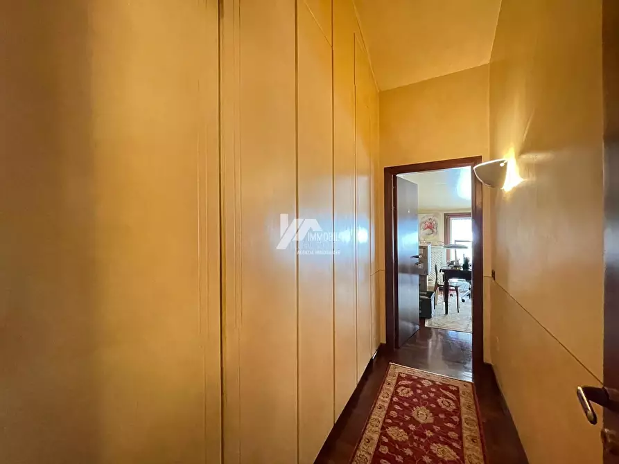 Immagine 11 di Quadrilocale in vendita  in Via Ronchi San Francesco da Paola 25 a Brescia