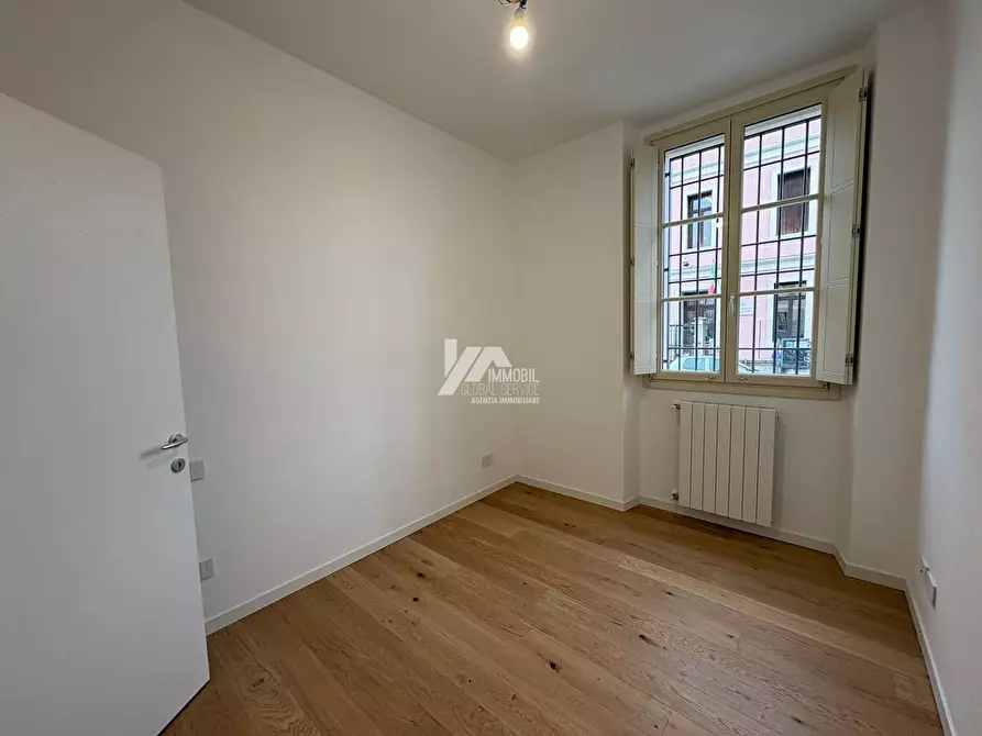 Immagine 5 di Trilocale in vendita  in Via Toscana 34 a Brescia