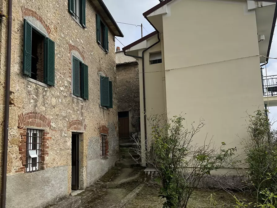 Immagine 39 di Casa indipendente in vendita  a Pietrasanta