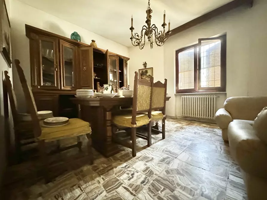 Immagine 26 di Porzione di casa in vendita  a Massa