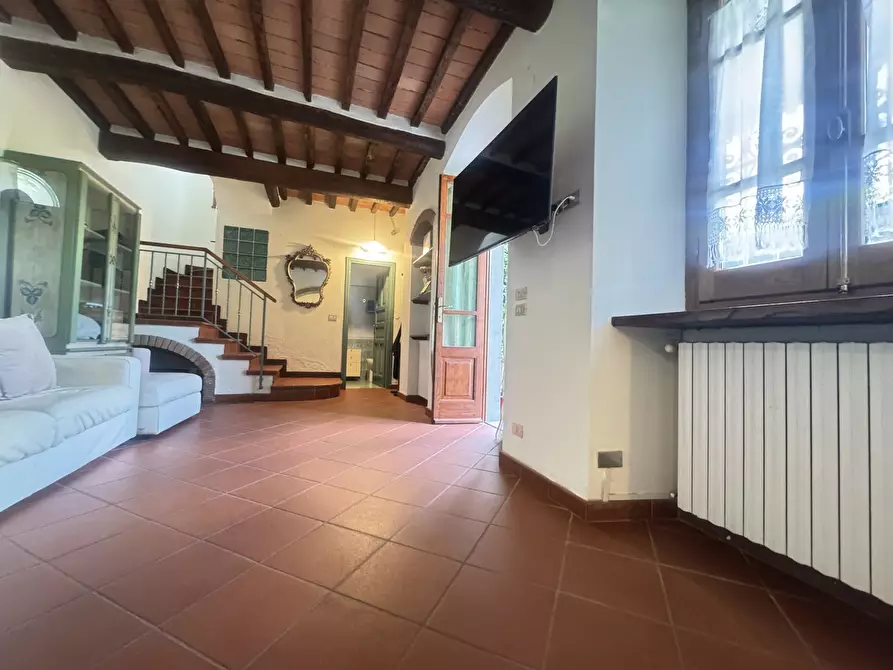 Immagine 10 di Porzione di casa in vendita  a Forte Dei Marmi