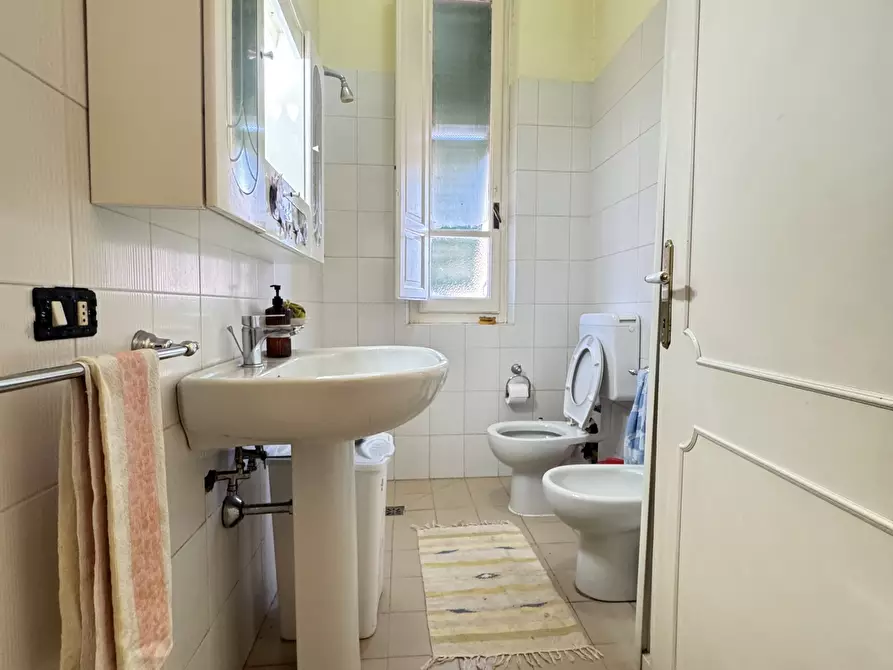 Immagine 25 di Porzione di casa in vendita  a Pietrasanta