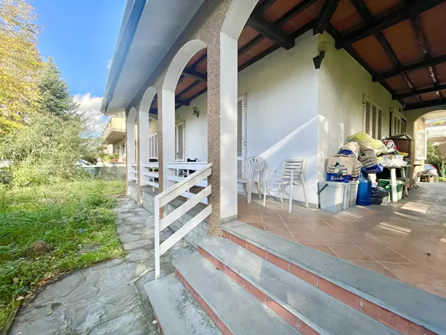 Immagine 7 di Casa indipendente in vendita  a Camaiore