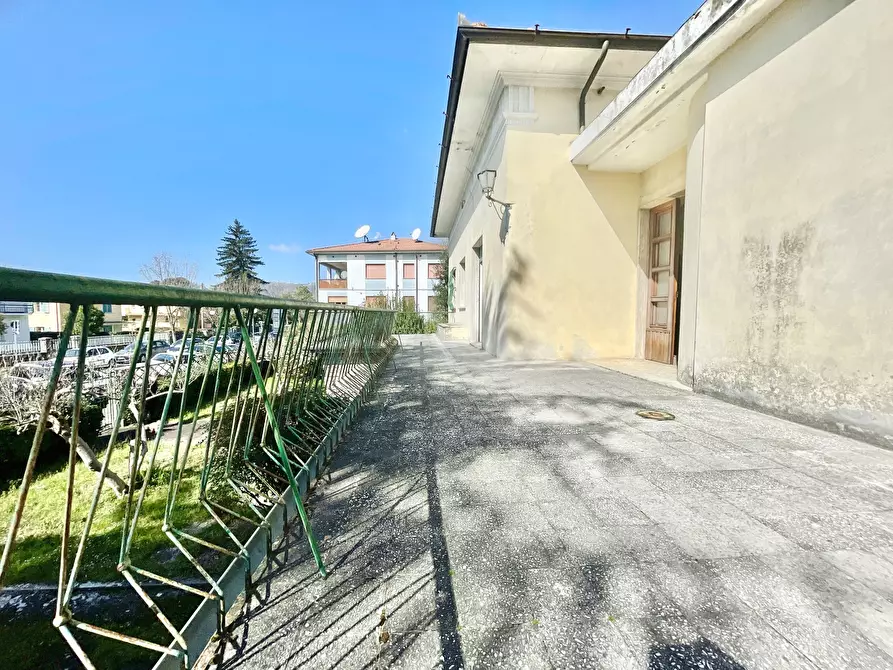 Immagine 22 di Casa indipendente in vendita  a Camaiore