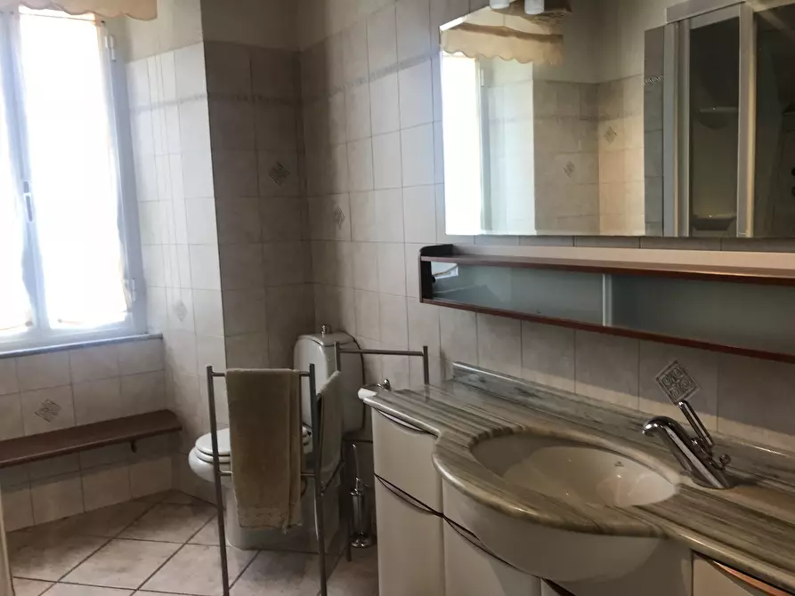 Immagine 19 di Quadrilocale in vendita  a Seravezza