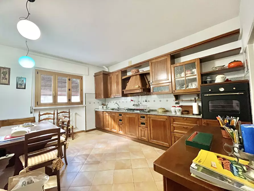 Immagine 6 di Quadrilocale in vendita  a Seravezza