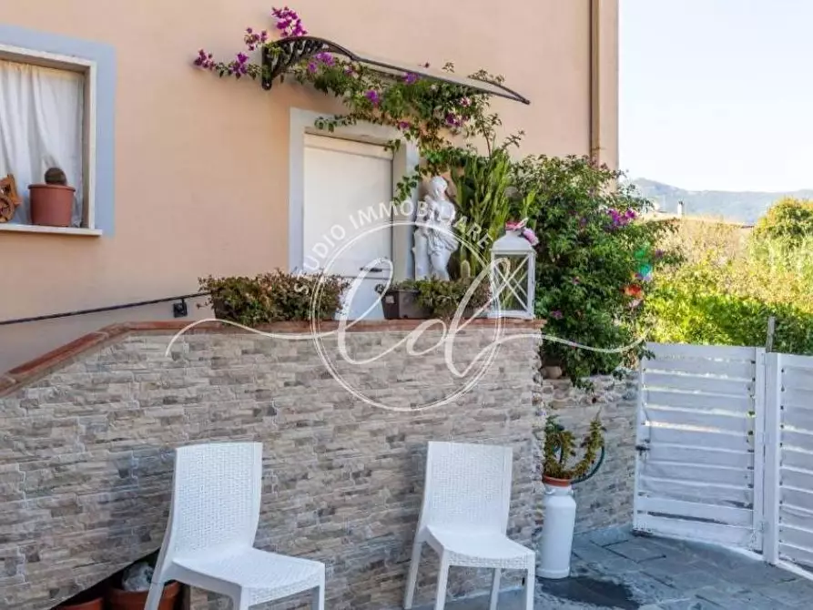 Immagine 2 di Terratetto in vendita  a Camaiore