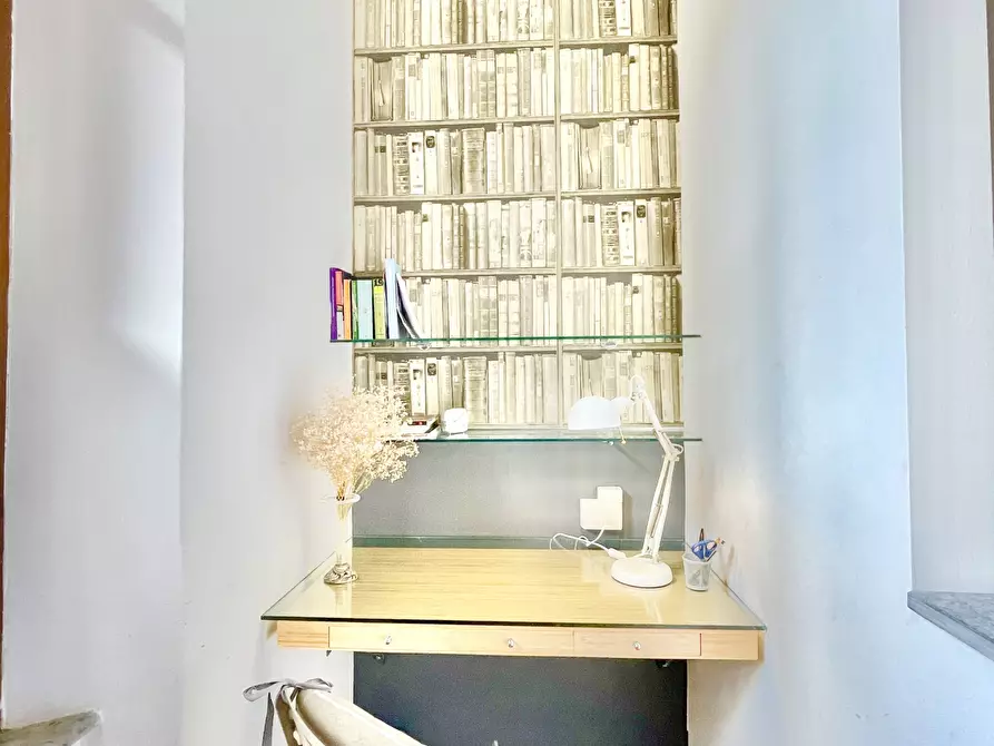 Immagine 22 di Trilocale in affitto  a Pietrasanta