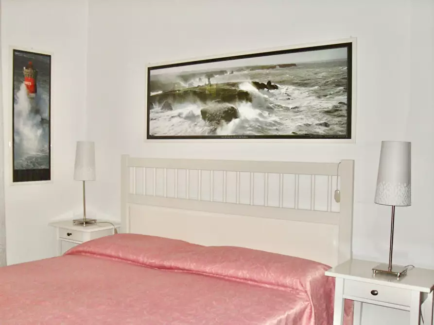 Immagine 5 di Bilocale in affitto  a Montignoso