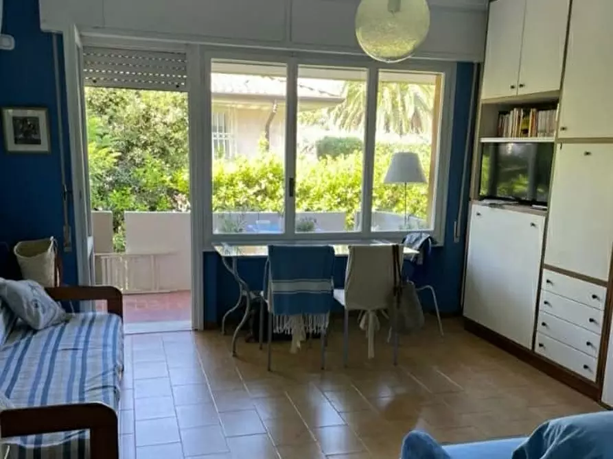 Immagine 3 di Monolocale in affitto  a Forte Dei Marmi