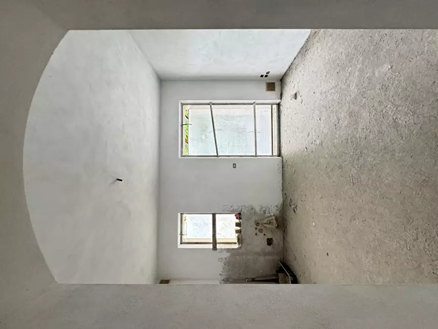 Immagine 19 di Porzione di casa in vendita  a Seravezza