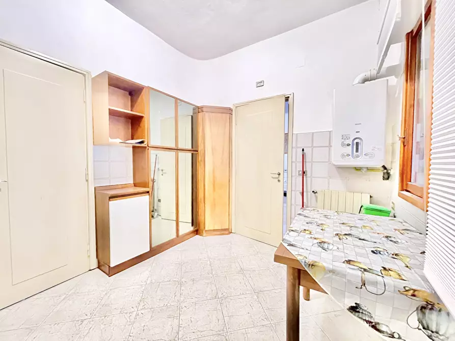 Immagine 9 di Quadrilocale in affitto  a Seravezza