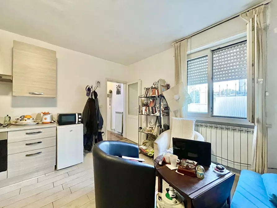 Immagine 9 di Porzione di casa in vendita  a Pietrasanta