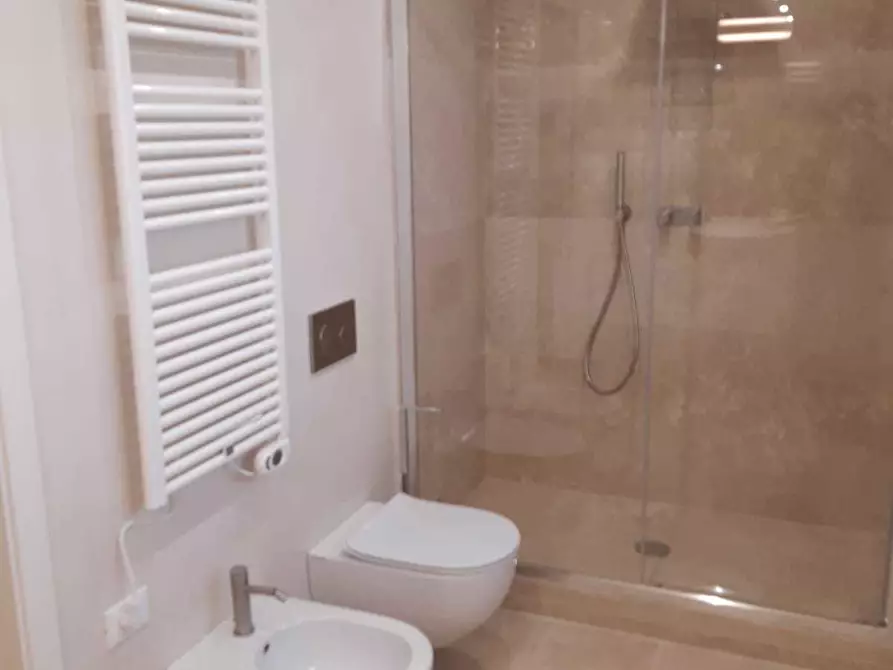 Immagine 12 di Villa in affitto  a Pietrasanta