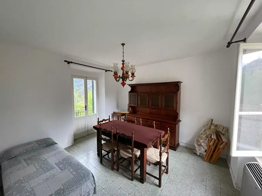 Immagine 31 di Porzione di casa in vendita  a Stazzema