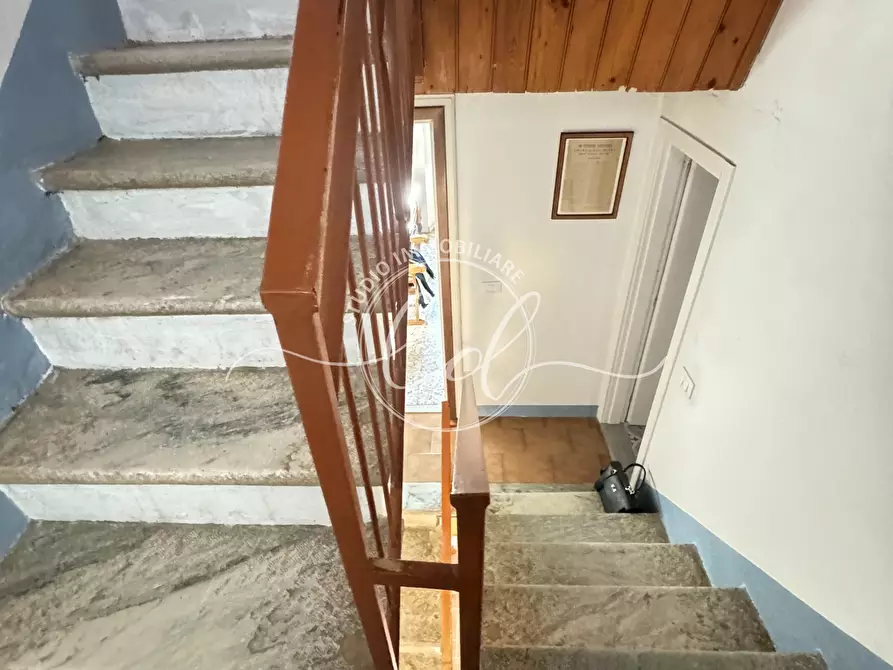 Immagine 24 di Porzione di casa in vendita  a Pietrasanta