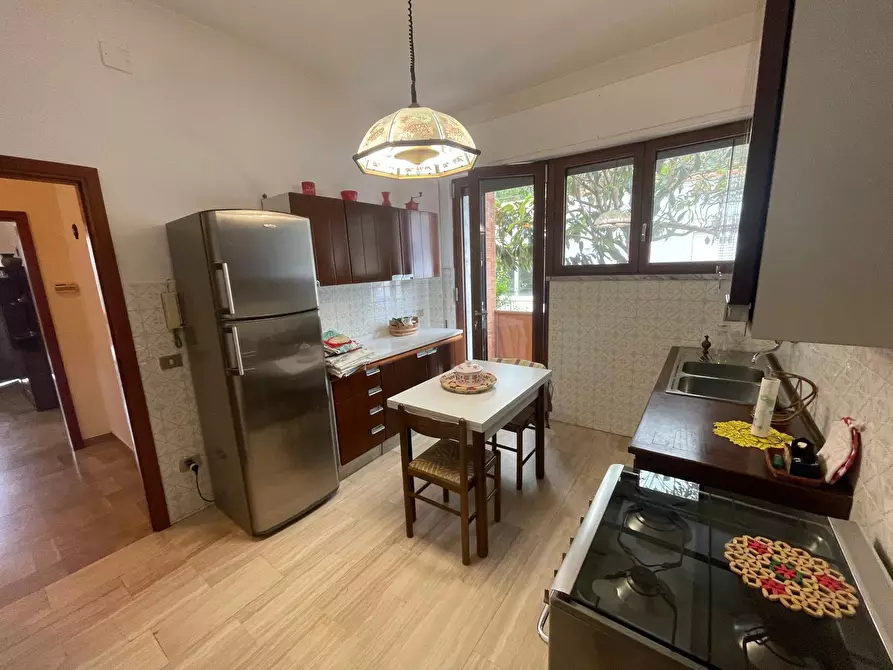 Immagine 16 di Quadrilocale in affitto  a Pietrasanta