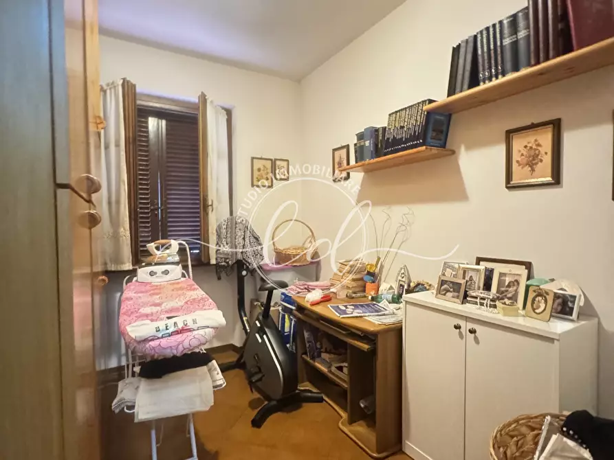 Immagine 27 di Villetta a schiera in vendita  a Seravezza