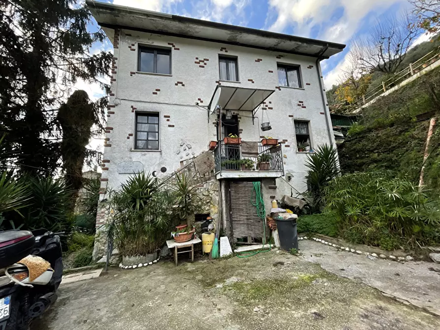 Immagine 20 di Porzione di casa in vendita  a Pietrasanta