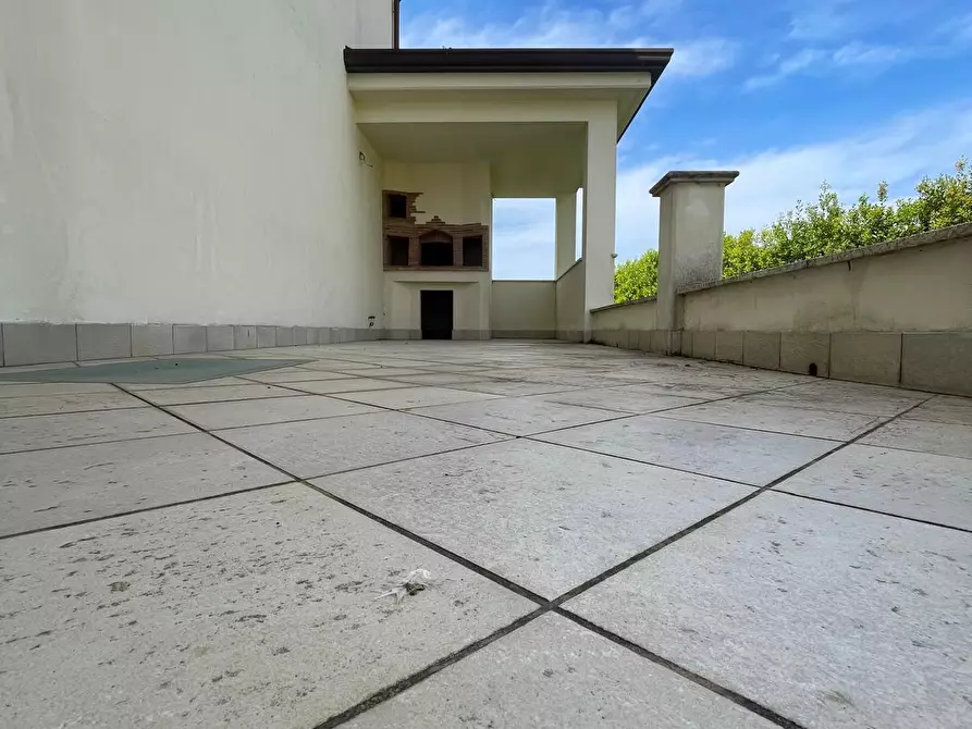 Immagine 14 di Villa in vendita  a Camaiore