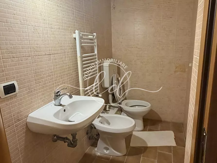 Immagine 66 di Quadrilocale in vendita  a Camaiore