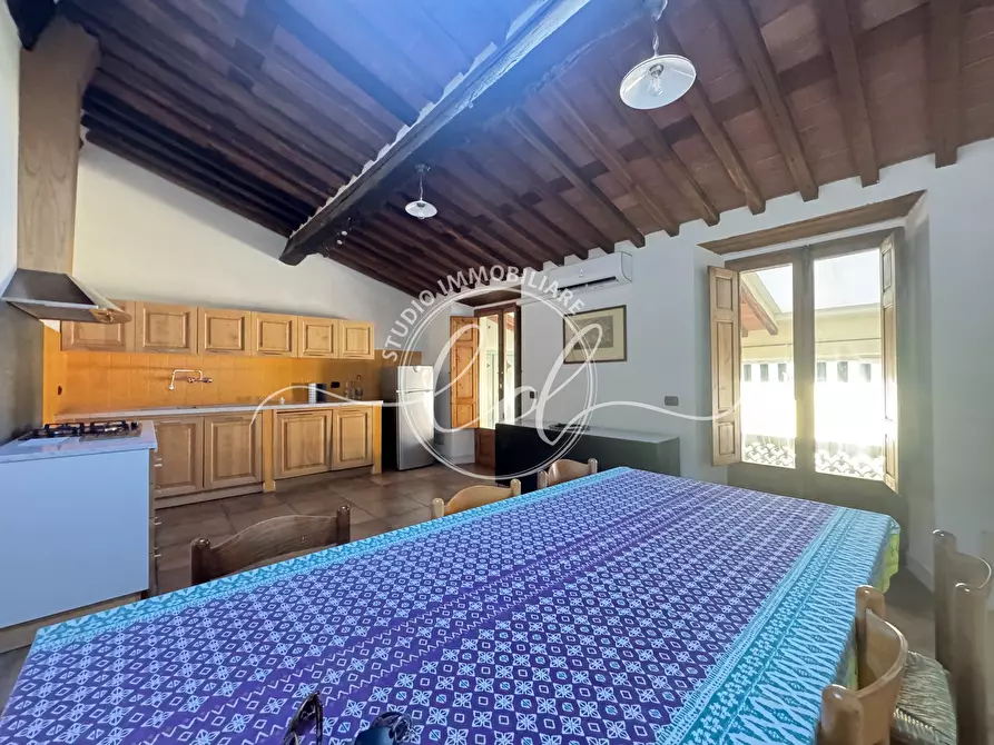 Immagine 8 di Quadrilocale in affitto  a Pietrasanta