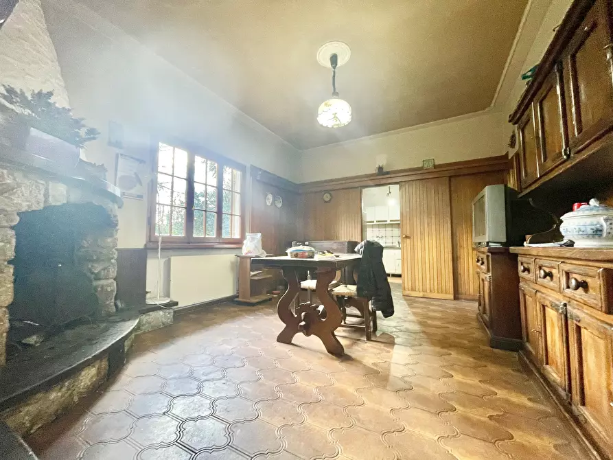 Immagine 9 di Casa indipendente in vendita  a Camaiore