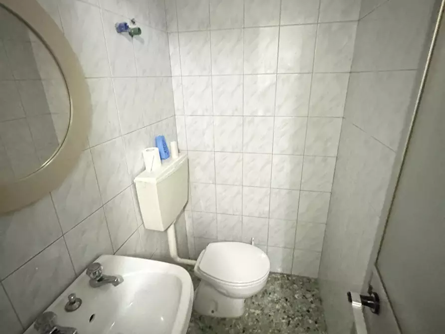 Immagine 18 di Capannone industriale in vendita  a Seravezza