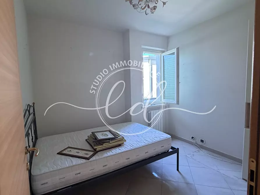 Immagine 52 di Quadrilocale in vendita  a Camaiore