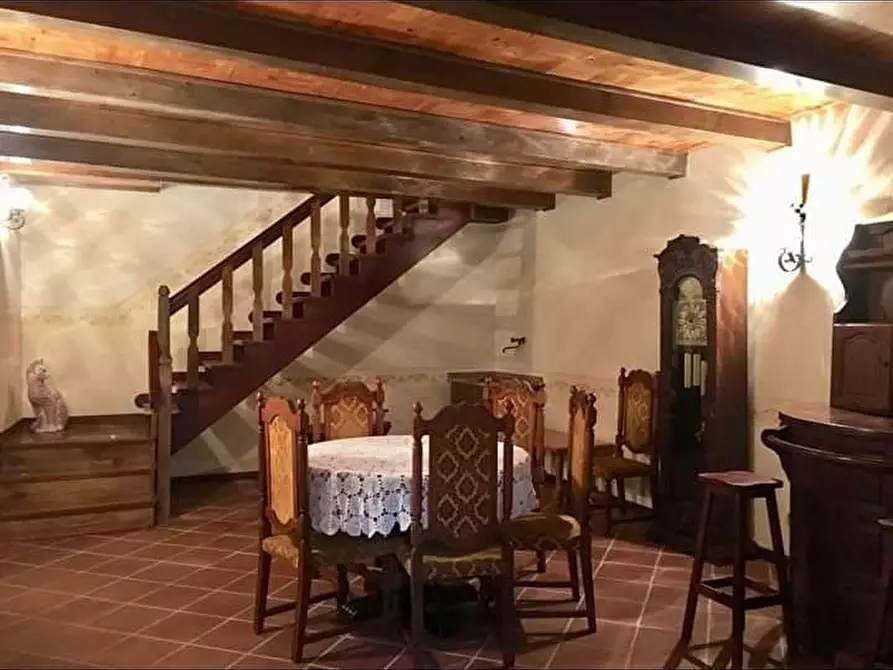 Immagine 7 di Porzione di casa in vendita  a Seravezza