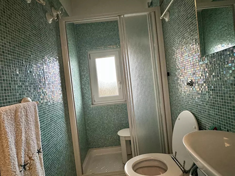 Immagine 42 di Quadrilocale in vendita  a Seravezza