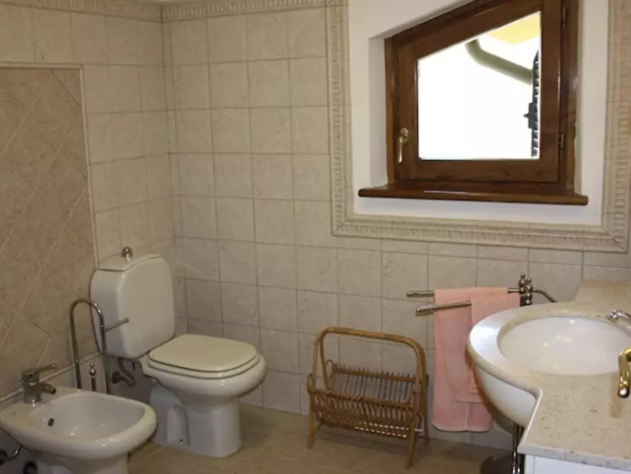 Immagine 79 di Casa indipendente in vendita  a Massarosa