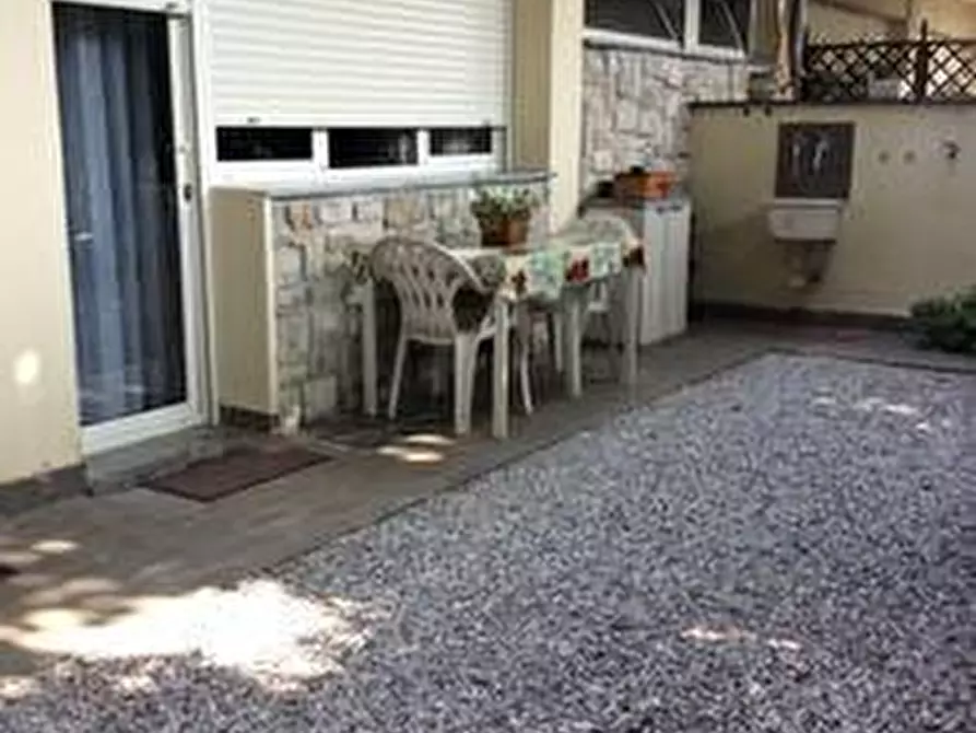 Immagine 34 di Quadrilocale in vendita  a Pietrasanta