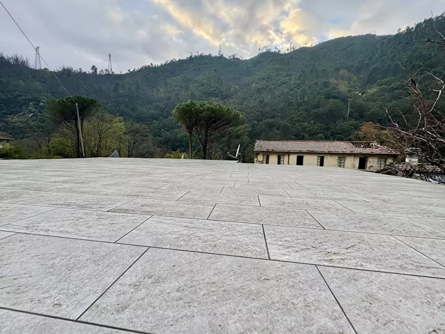 Immagine 34 di Terratetto in vendita  a Seravezza
