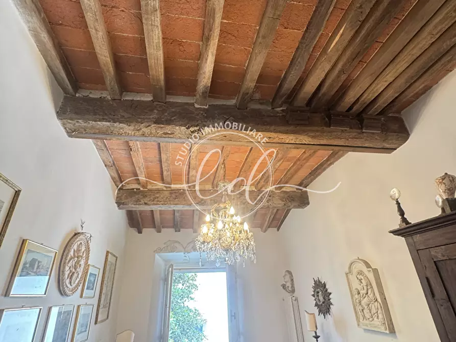 Immagine 5 di Trilocale in affitto  a Pietrasanta